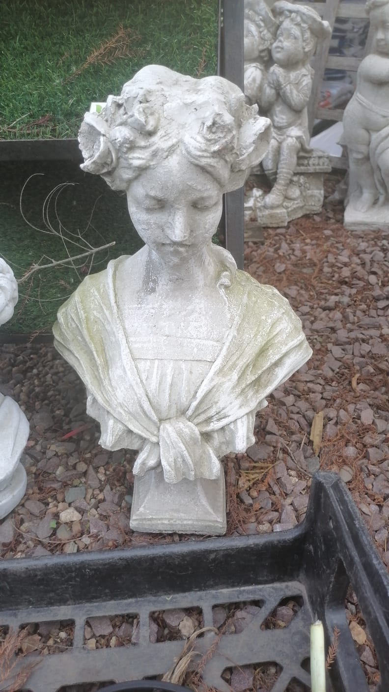 Garden statues and decorative features